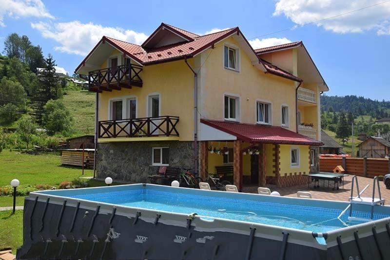 Hotel Karpatskyi Maetok à Slavsko Extérieur photo