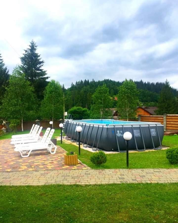 Hotel Karpatskyi Maetok à Slavsko Extérieur photo